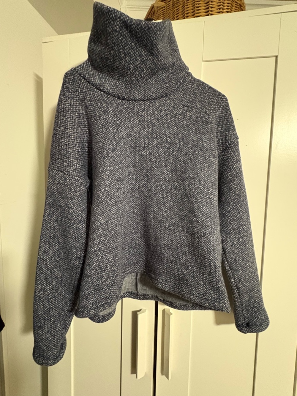 Columbia Heathered Navy Blue Cowl Neck Jersey Sweater - Womens Medium